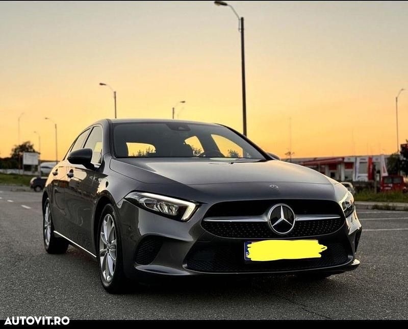 Culoaregri Utilizat 2020 Mercedes A180 Edition Berlinǎ | 18.499 EUR - Imagine 1/4
