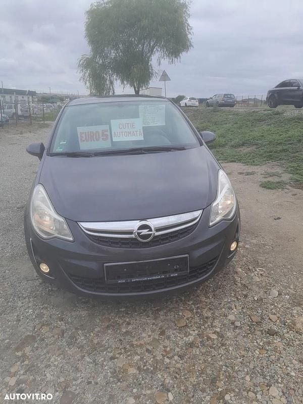 Culoaregri Utilizat 2012 Opel Corsa | 4.190 EUR (Preț bun) - Imagine 1/4