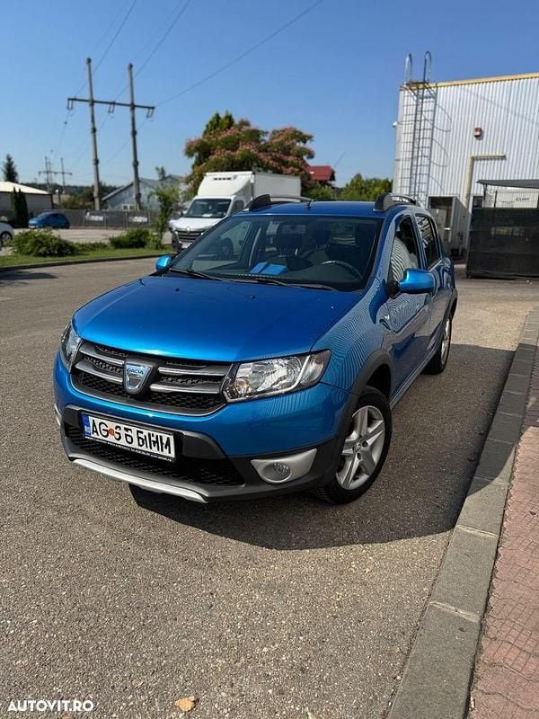 Culoarealbastru Utilizat 2016 Dacia Sandero Stepway Hatchback | 6.700 EUR (Preț OK) - Imagine 1/4