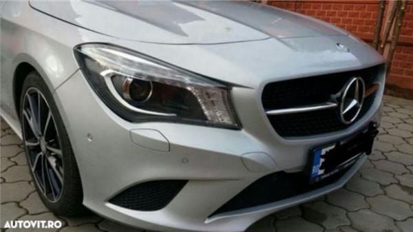 Second-hand Mercedes CLA200 Urban 156 CP (114 kW) 2013 Berlinǎ