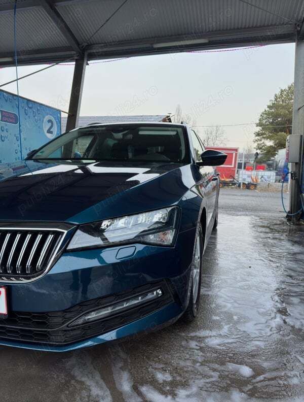 Utilizat 2020 Skoda Superb Break | 19.800 EUR (Preț OK) - Imagine 1/4