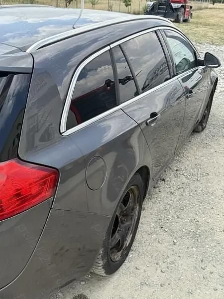 Second-hand Opel Insignia Sport 163 CP (119 kW) 2009 Hatchback