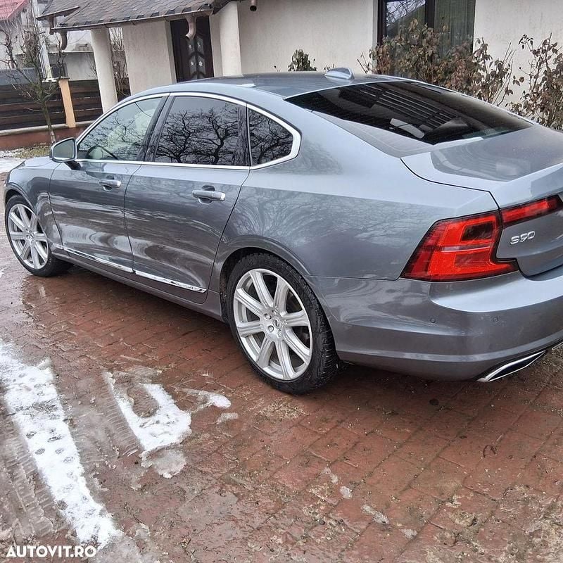 Second-hand Volvo S90 Inscription 235 CP (172 kW) 2017 Culoaregri Berlinǎ