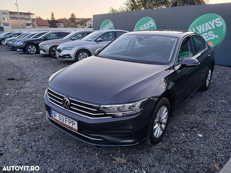Culoaregri Utilizat 2022 VW Passat Trendline Berlinǎ | 19.450 EUR (Preț OK) - Imagine 1/4
