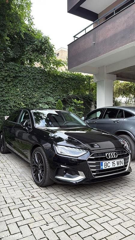 Negru Utilizat 2022 Audi A4 Advanced Berlinǎ | 28.999 EUR (Puțin scump) - Imagine 1/4