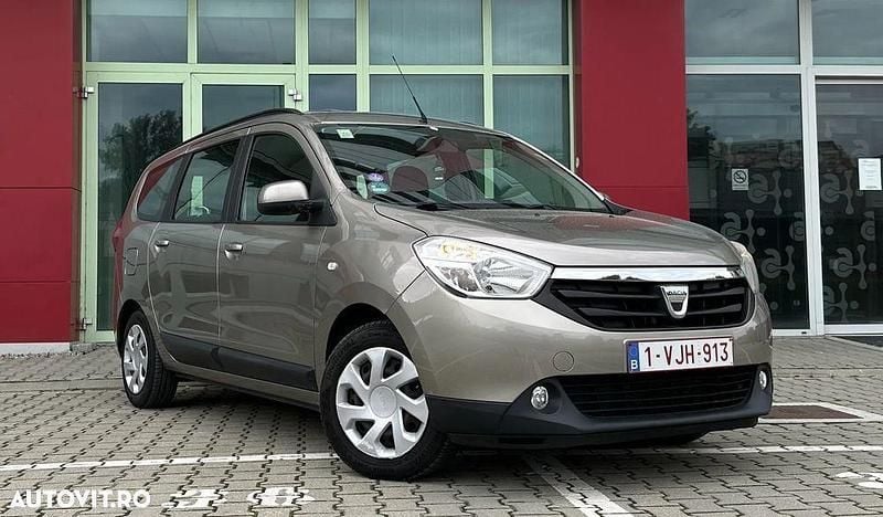 Culoaregalbeuriu Utilizat 2013 Dacia Lodgy Monovolum | 4.499 EUR (Preț OK) - Imagine 1/4