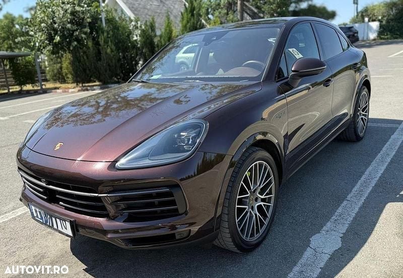Culoaremaro Utilizat 2023 Porsche Cayenne SUV | 89.500 EUR (Preț OK) - Imagine 1/4