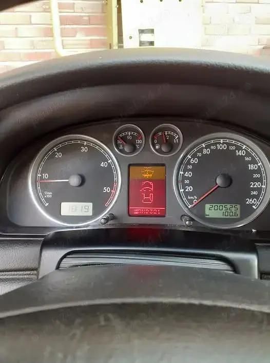 Utilizat 2001 VW Passat Break | 1.500 EUR (Preț OK) - Imagine 1/4