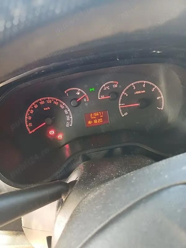 Utilizat 2014 Opel Combo Monovolum | 3.700 EUR (Preț OK) - Imagine 1/4