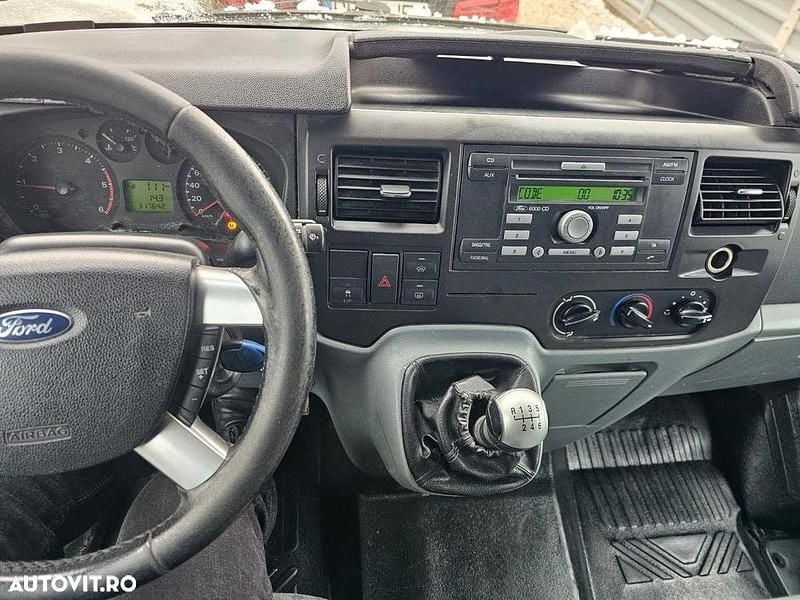 Second-hand Ford Transit Basis 140 CP (102 kW) 2010 Culoarealb Monovolum