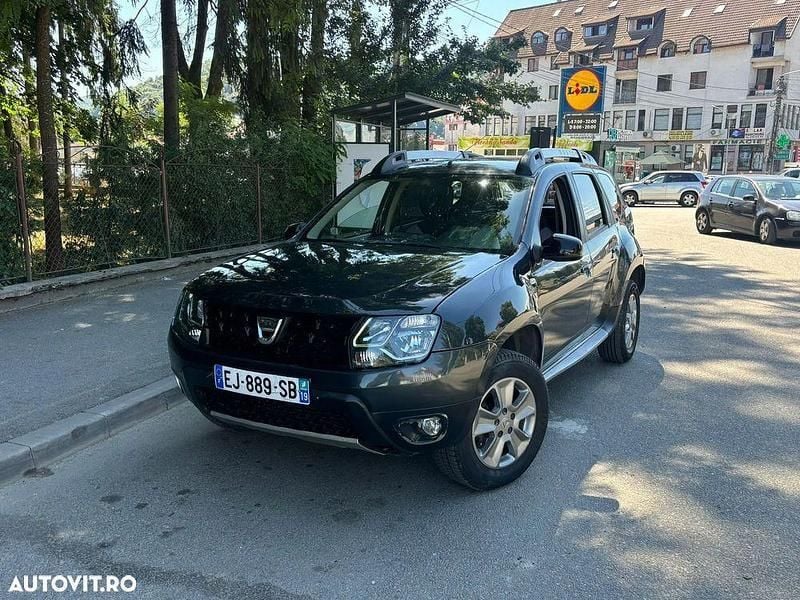Negru Utilizat 2017 Dacia Duster Prestige SUV | 8.450 EUR (Super Preț) - Imagine 1/4