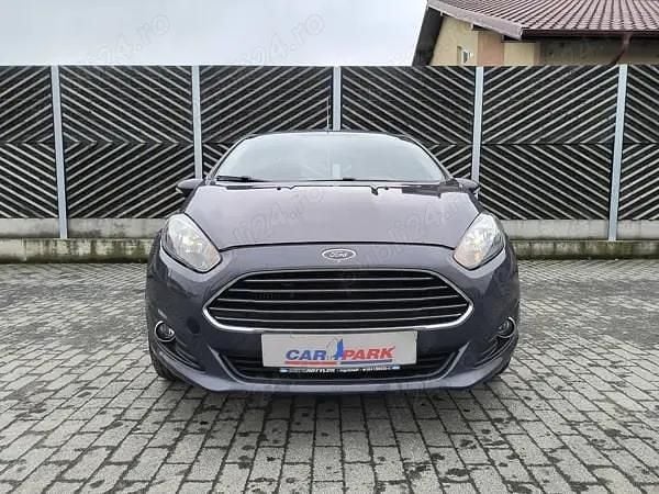 Second-hand Ford Fiesta 101 CP (74 kW) 2015 Gri Hatchback