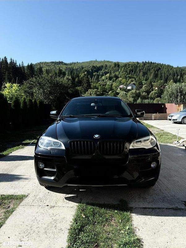 Culoarenegru Utilizat 2012 BMW X6 SUV | 15.500 EUR (Preț OK) - Imagine 1/4