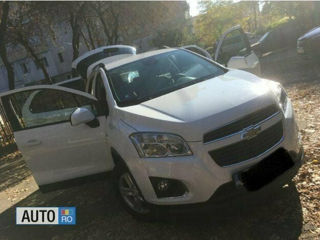 Second-hand Chevrolet Trax 115 CP (84 kW) 2013 Alb SUV