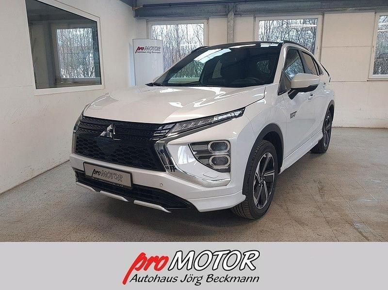 Utilizat 2022 Mitsubishi Eclipse Cross Top SUV | 30.362 EUR (Preț OK) - Imagine 1/1