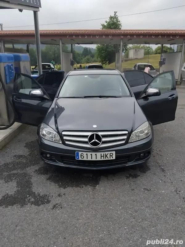Utilizat 2008 Mercedes C220 SE Berlinǎ | 5.500 EUR (Preț OK) - Imagine 1/4