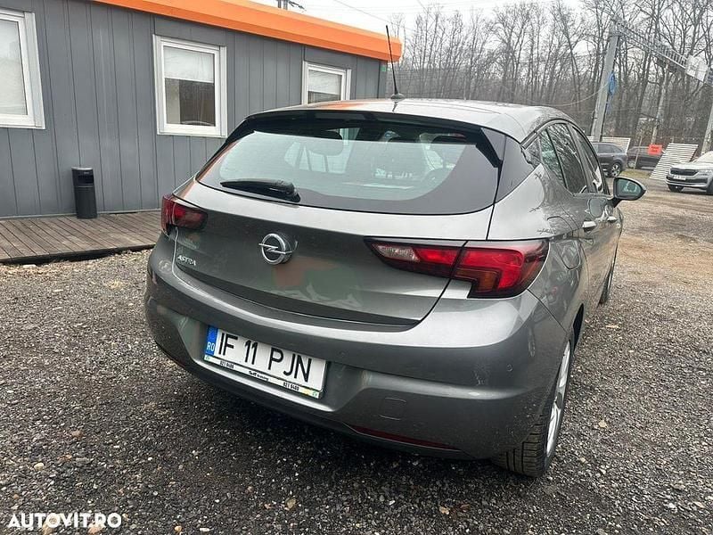 Second-hand Opel Astra Edition 122 CP (89 kW) 2020 Culoaregri Hatchback