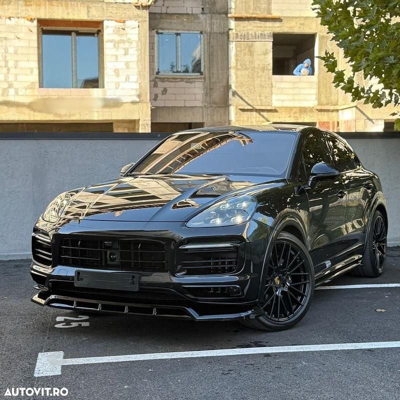 Culoarenegru Utilizat 2021 Porsche Cayenne SUV | 72.000 EUR - Imagine 1/4