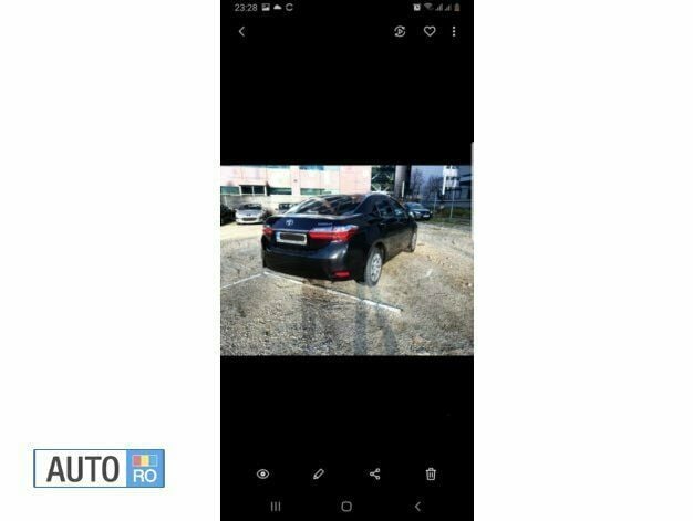 Second-hand Toyota Corolla 132 CP (97 kW) 2018 Negru Berlinǎ