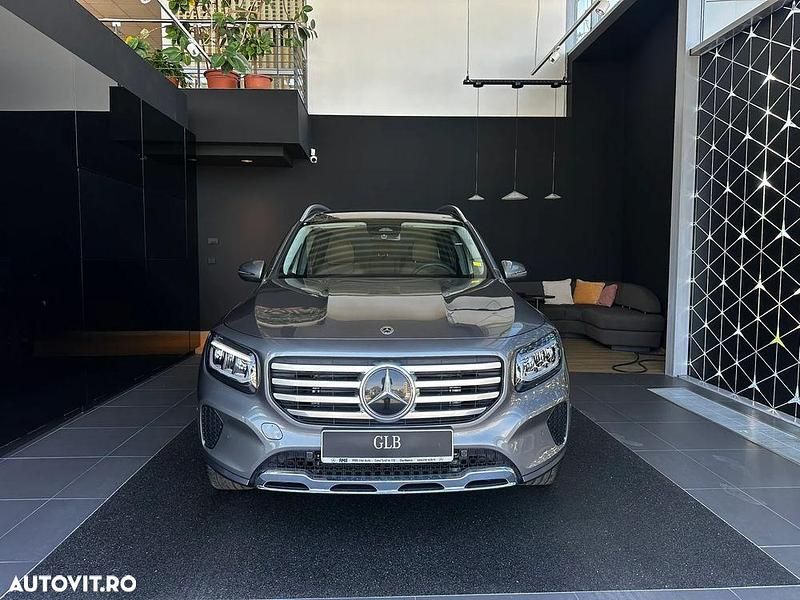 Culoaregri Nouă 2025 Mercedes GLB220 SUV | 58.940 EUR (Preț OK) - Imagine 1/4