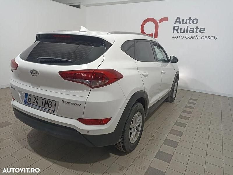 Second-hand Hyundai Tucson 132 CP (97 kW) 2018 Culoarealb SUV