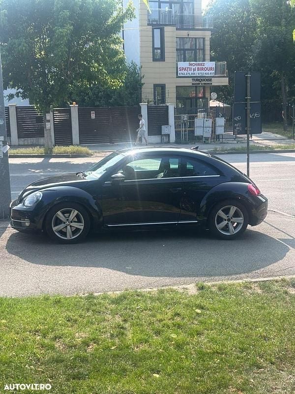 Second-hand VW Beetle 140 CP (102 kW) 2012 Culoarenegru Hatchback
