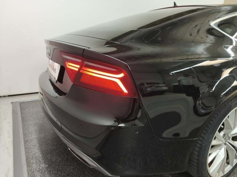 Second-hand Audi A7 320 CP (235 kW) 2015 Negru  metalic Hatchback