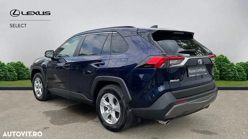 Second-hand Toyota RAV4 Hybrid 178 CP (130 kW) 2020 Culoarealbastru SUV