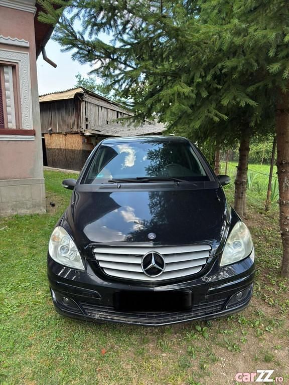 Negru Utilizat 2007 Mercedes B180 Monovolum | 4.200 EUR - Imagine 1/4