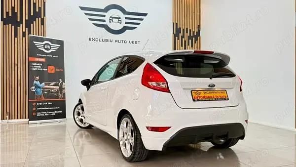 Second-hand Ford Fiesta 90 CP (66 kW) 2010 Hatchback