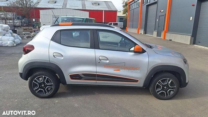 Second-hand Dacia Spring 33 kW (45 CP) 2021 Culoaregri Hatchback