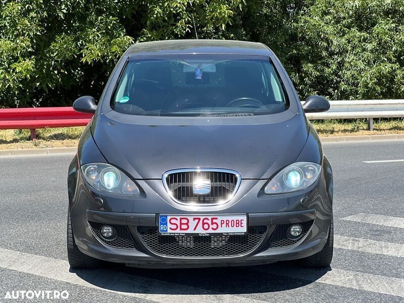 Gri Utilizat 2006 Seat Altea Monovolum | 2.595 EUR (Preț OK) - Imagine 1/4