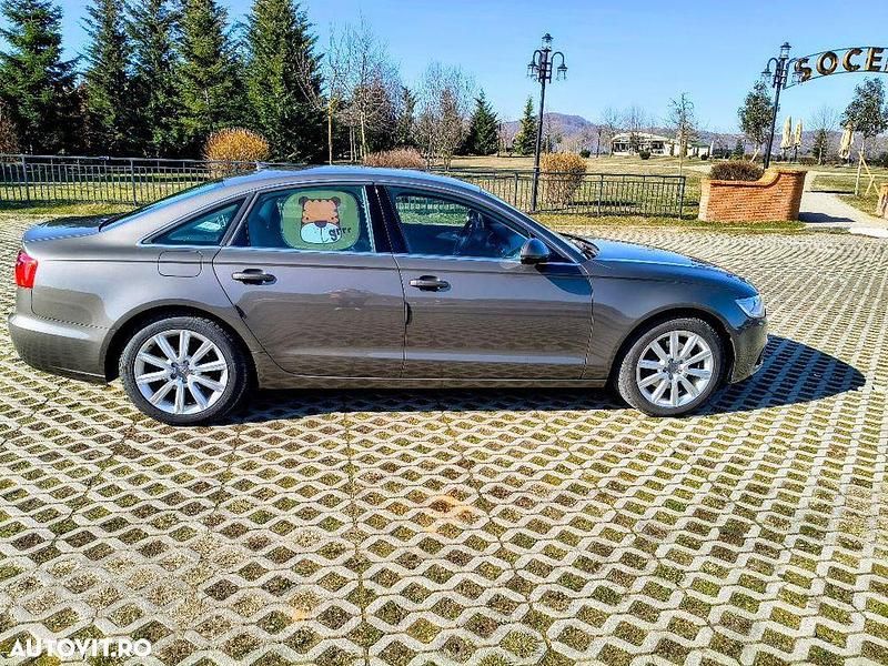Second-hand Audi A6 177 CP (130 kW) 2012 Culoaremaro Berlinǎ