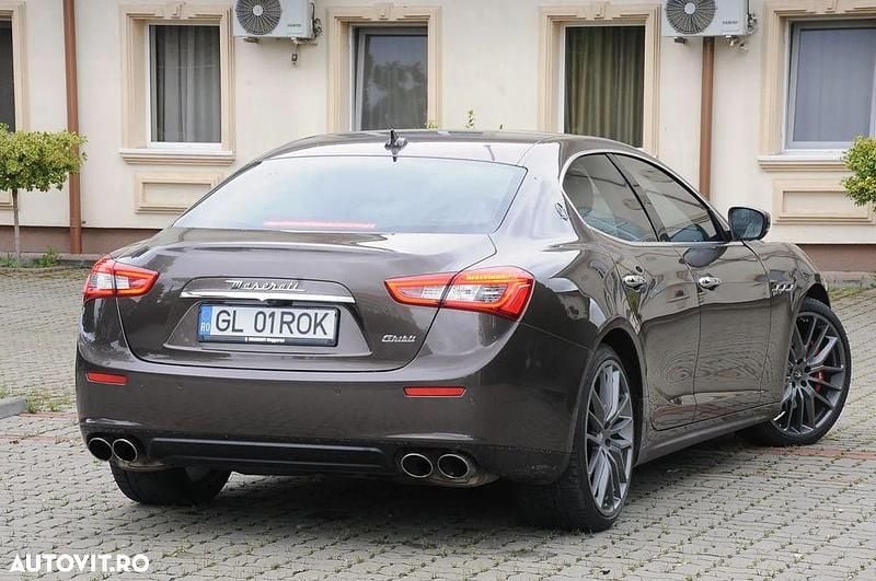Second-hand Maserati Ghibli 350 CP (257 kW) 2017 Culoaremaro Berlinǎ