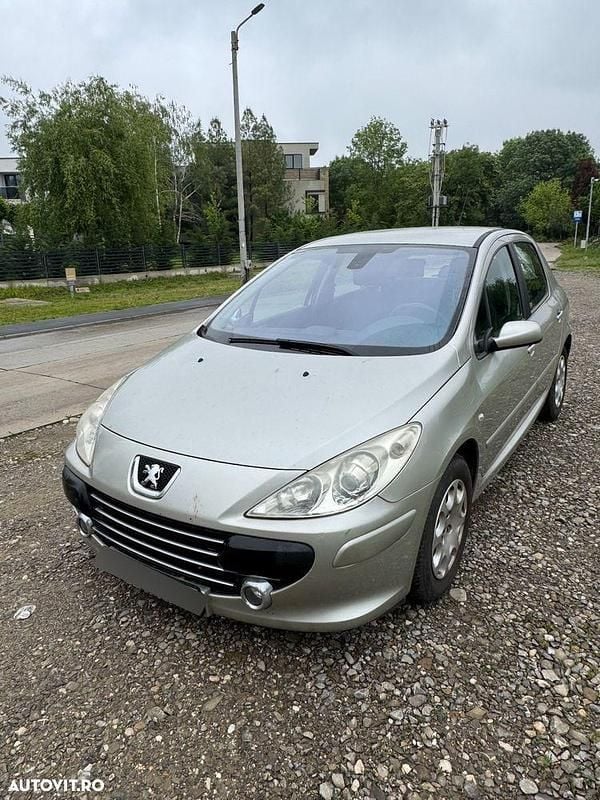 Gri Utilizat 2007 Peugeot 307 Premium Hatchback | 2.200 EUR (Preț OK) - Imagine 1/4
