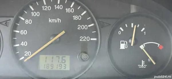 Utilizat 2002 Ford Fiesta Hatchback | 600 EUR (Preț bun) - Imagine 1/4