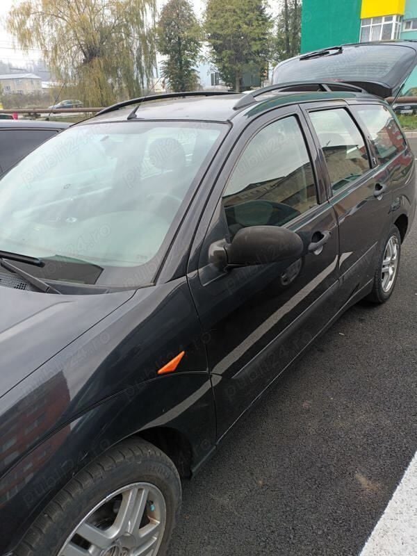 Second-hand Ford Focus 93 CP (68 kW) 2001 Berlinǎ