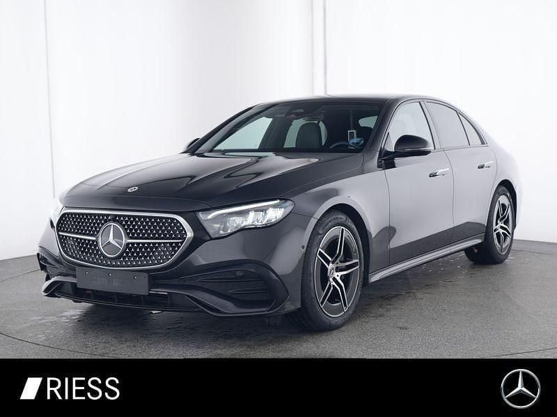 Utilizat 2023 Mercedes E220 AMG | 51.321 EUR (Scump) - Imagine 1/1