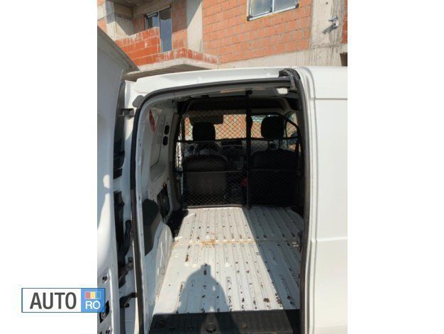 Second-hand Renault Kangoo 75 CP (55 kW) 2010 Alb Monovolum