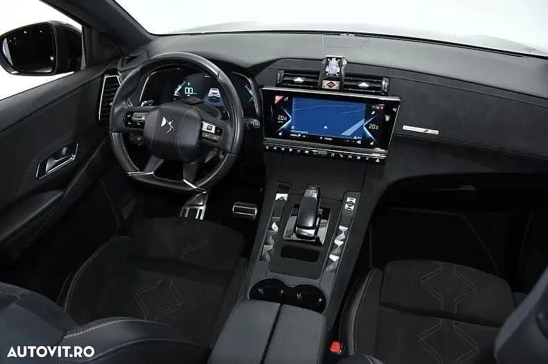 Second-hand DS Automobiles DS7 Crossback 300 CP (220 kW) 2022 Culoarenegru SUV