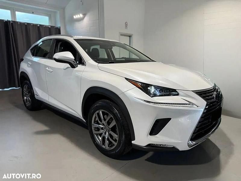Culoarealb Utilizat 2019 Lexus NX300h Executive Line SUV | 29.500 EUR (Preț OK) - Imagine 1/4