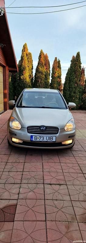 Utilizat 2008 Hyundai Accent Berlinǎ | 2.500 EUR - Imagine 1/4