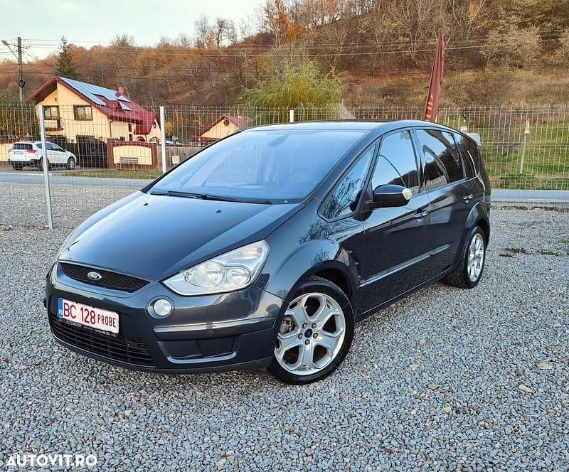 Culoaregri Utilizat 2010 Ford S-MAX Titanium Monovolum | 4.990 EUR (Scump) - Imagine 1/4