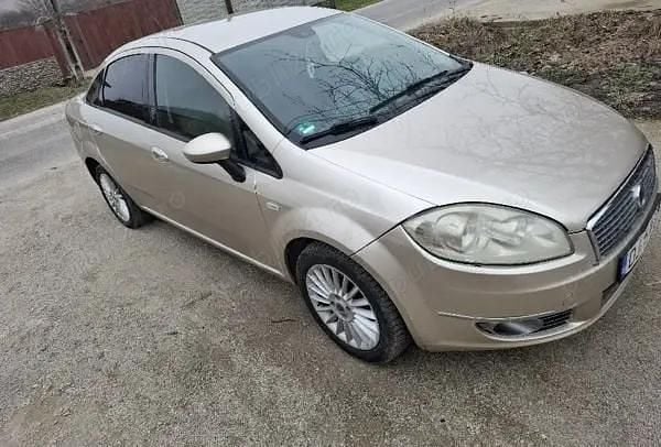 Second-hand Fiat Linea 90 CP (66 kW) 2008 Berlinǎ