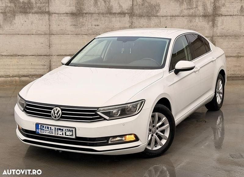 Culoarealb Second-hand 2016 VW Passat Comfortline Berlinǎ | 11.300 EUR (Super Preț) - Imagine 1/4