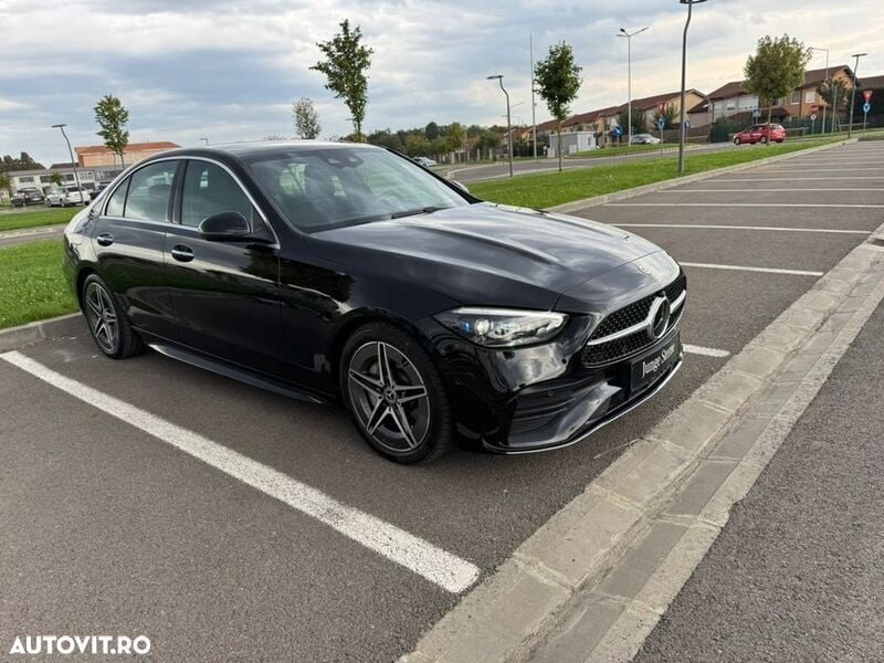 Negru Utilizat 2024 Mercedes C220 AMG line Berlinǎ | 42.800 EUR (Puțin scump) - Imagine 1/4