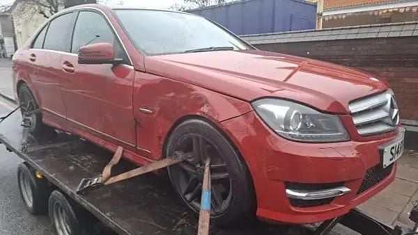 Second-hand Mercedes C250 AMG 204 CP (150 kW) 2013 Berlinǎ