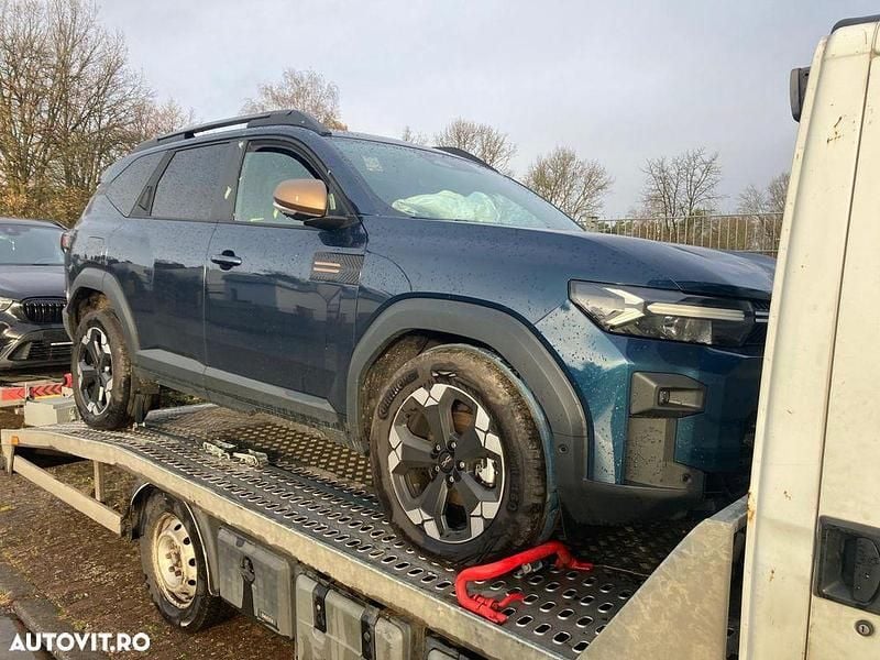 Culoarealbastru Second-hand 2025 Dacia Bigster SUV | 15.800 EUR - Imagine 1/4