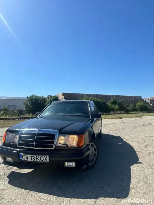Utilizat 1992 Mercedes 200 Berlinǎ | 3.450 EUR - Imagine 1/4