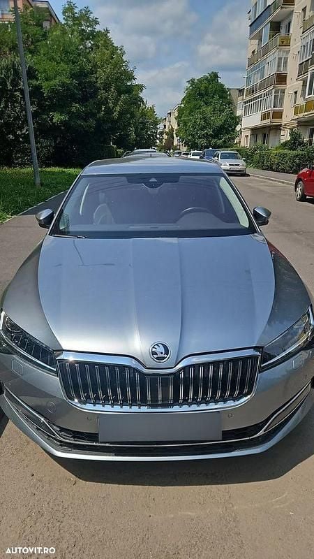 Culoaregri Utilizat 2019 Skoda Superb Style Berlinǎ | 26.750 EUR (Scump) - Imagine 1/4